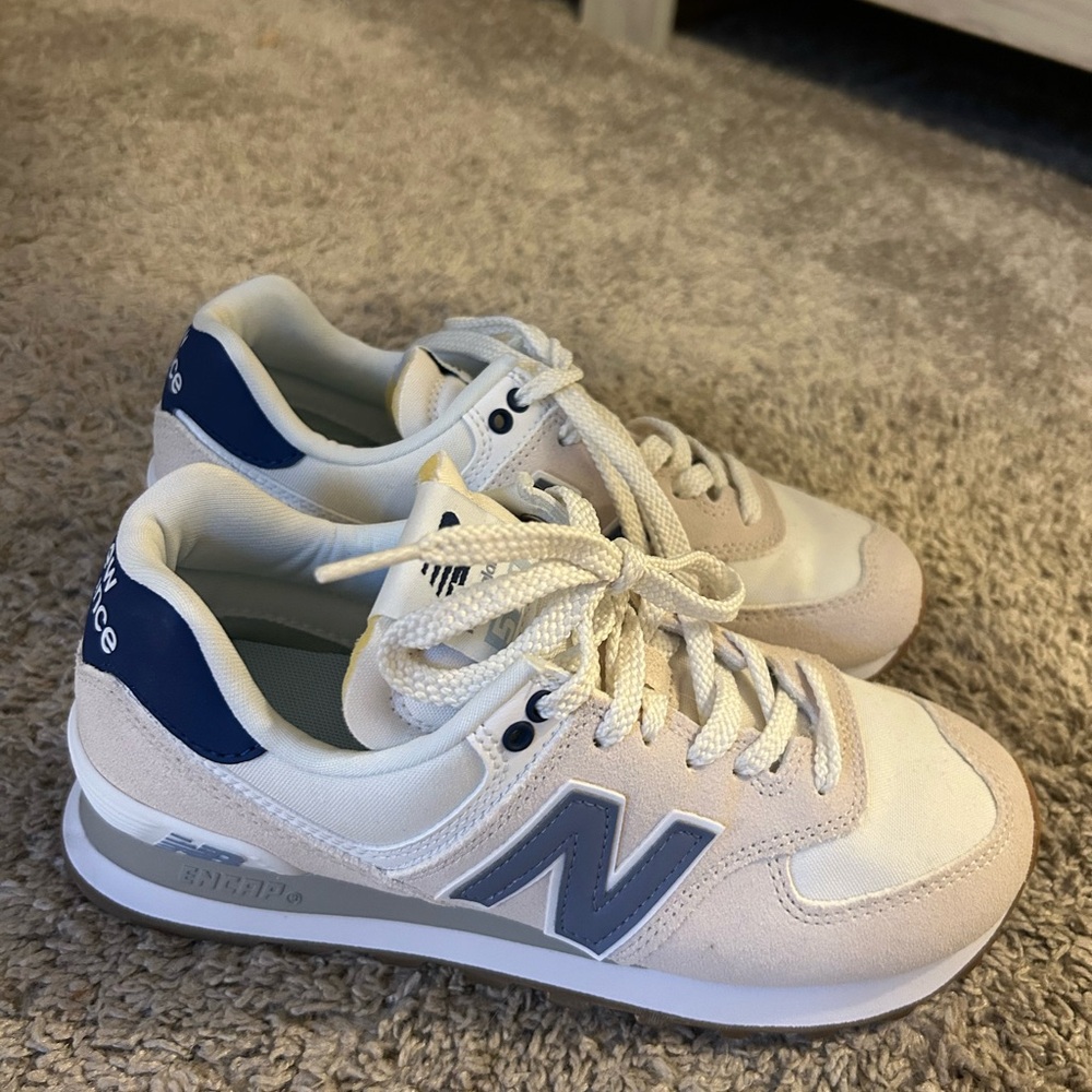 New Balance Women’s 527 Sneakers
